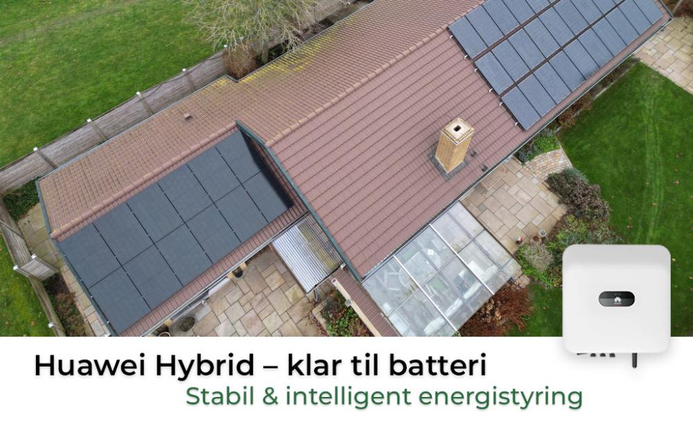 Huawei hybrid inverter til solcelleanlæg uden batteri monteret på villa