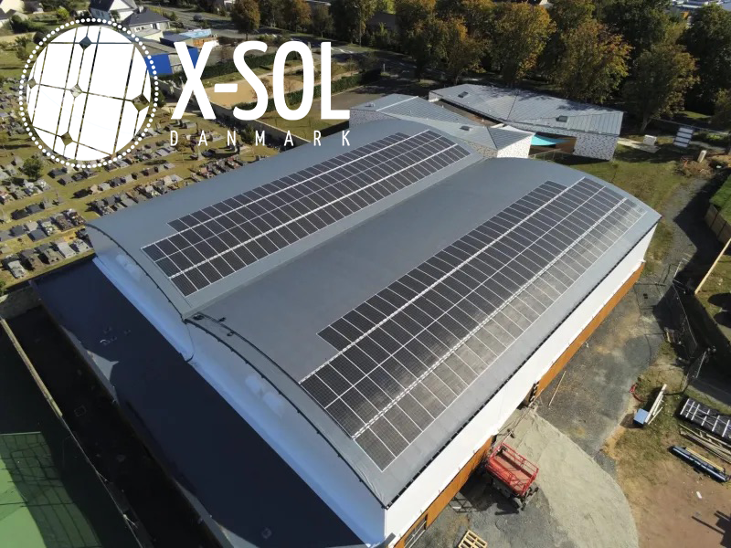 Fleksibel solcelle på taget